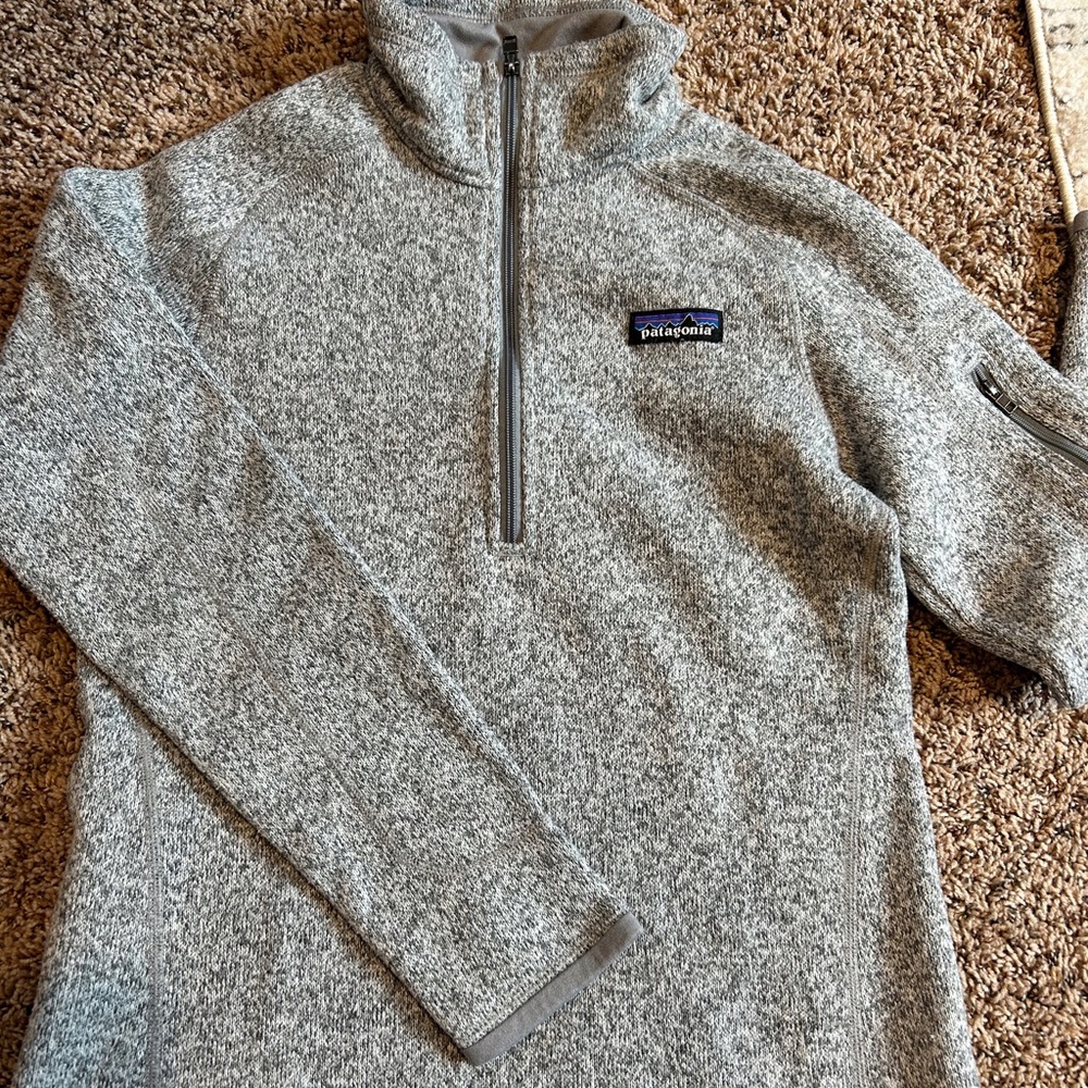 Grey patagonia sweater